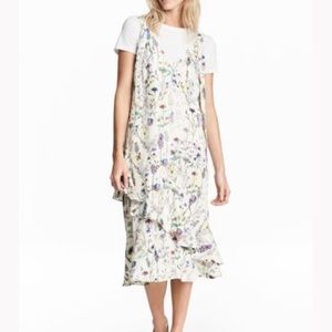 H & M Crepe Dress in Natural White/Floral 14